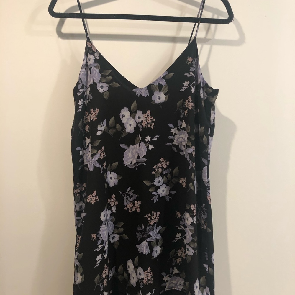 FOREVER 21 FALL FLORAL MINI DRESS WITH LACE TRIM